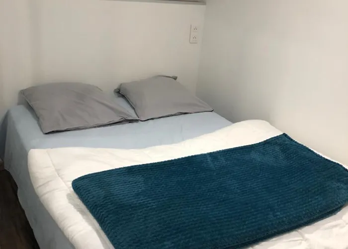 Appartement Mende 2 Chambres Canape Lit Wifi Gratuit